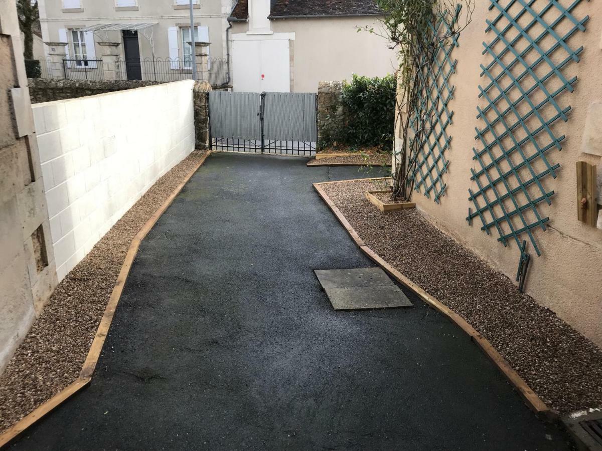 Studio Gallieni La Châtre Exteriör bild